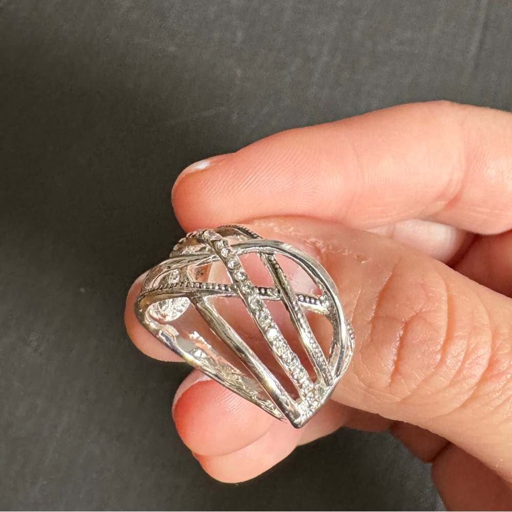 Silver Rhinestone Ring - Picture 3 of 4